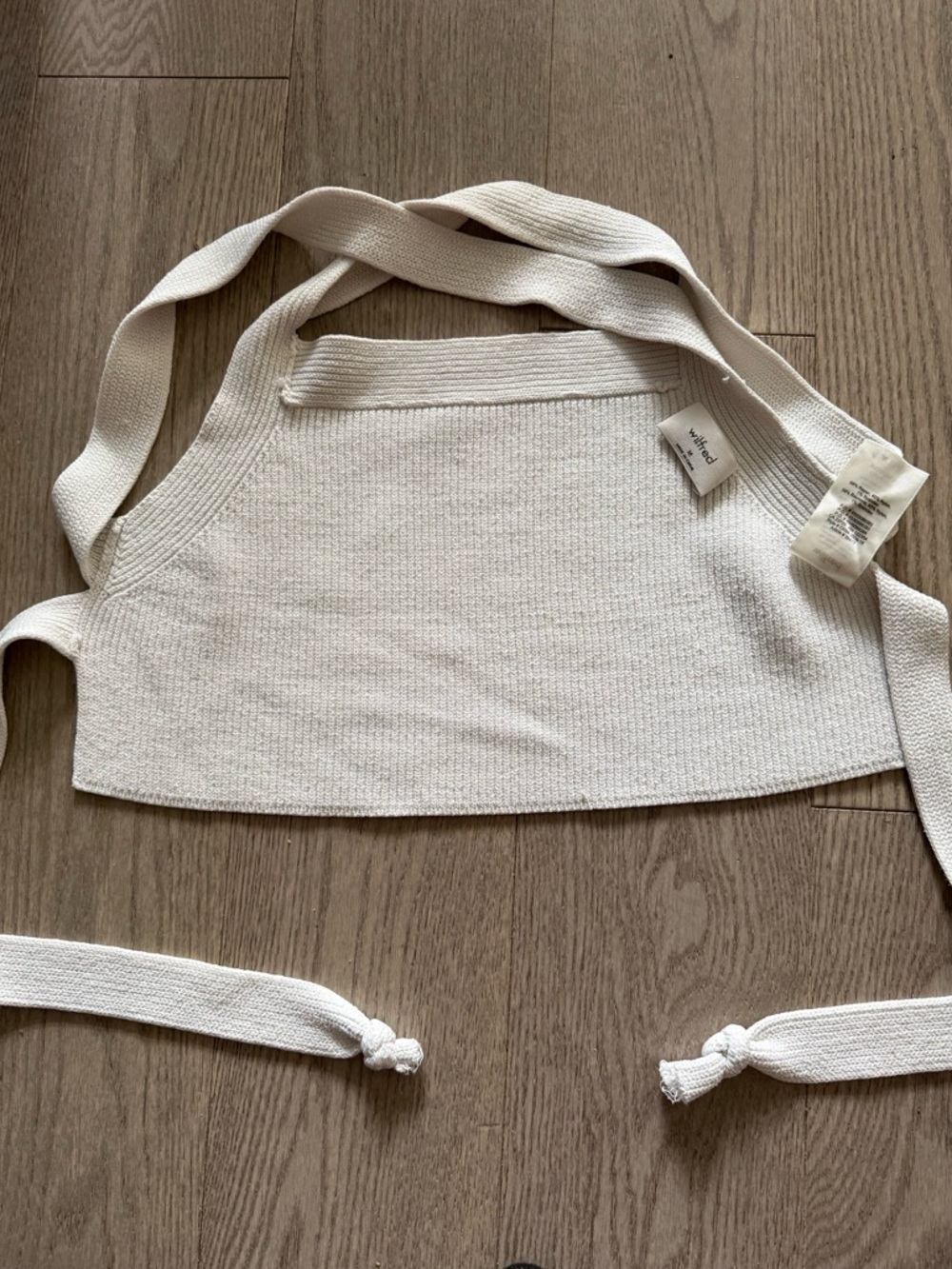 Wilfred Aritzia Cream Cayenne Knit Stretchy Wrap Cropped Top in size M - Picture 3 of 11